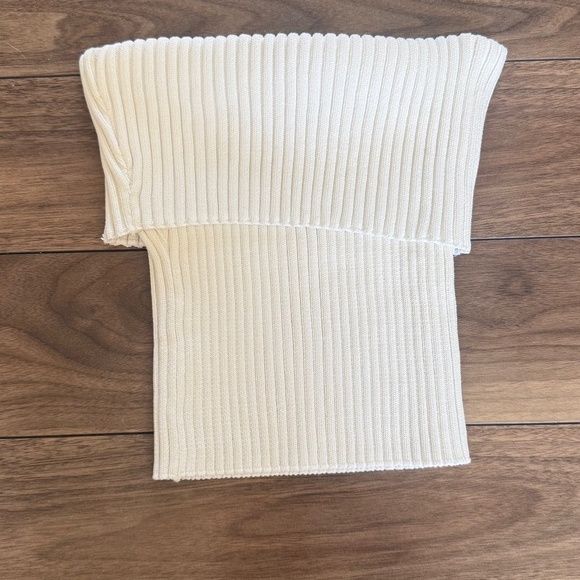 Zara White Ribbed Tube Top | Size Small | Classic Wardrobe Staple - Picture 3 of 5